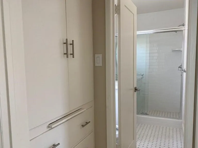 338 Linden Ave — Photo 8