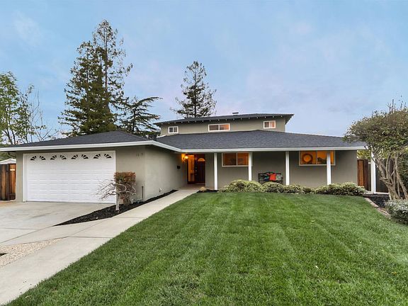 2nd image of 1685 Peony Ln