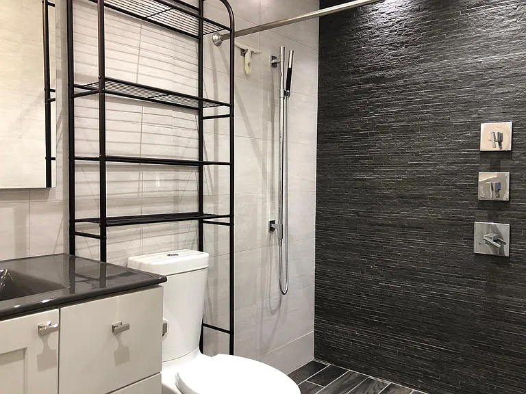 665 Lowell St #61 — Photo 14