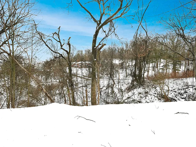 441 Ohio Ave — Photo 26