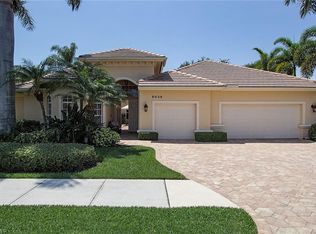 5038 Rustic Oaks Cir, Naples, FL 34105
