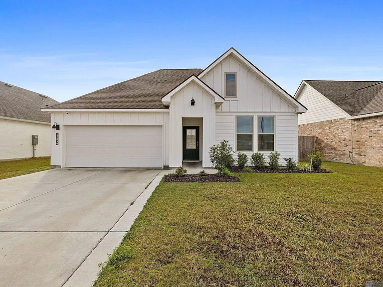 12856 Silverbell Ave — Photo 1