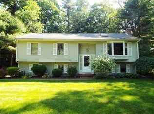 5 Mary Anne Dr, Franklin, MA 02038