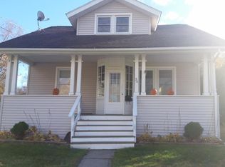 34 Hayden St, Willimantic, CT 06226