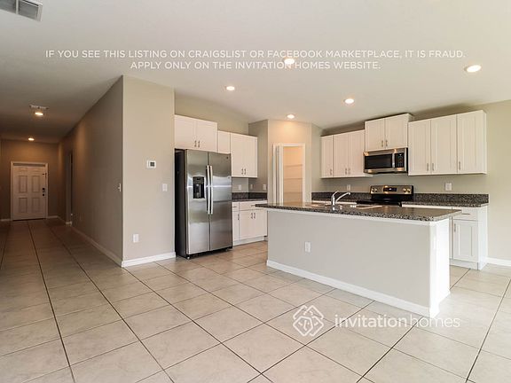 5th image of 1593 Blue Rose Dr