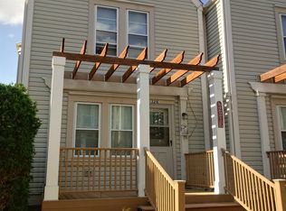 221 N Walnut St UNIT E, Bensenville, IL 60106