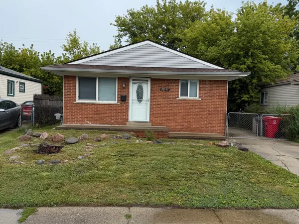 20197 Woodward St, Clinton Township, MI 48035