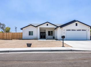 915 W Perch Ave, Ridgecrest, CA 93555