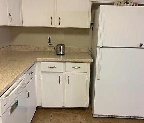 4th image of 2804 Willow Oak Dr