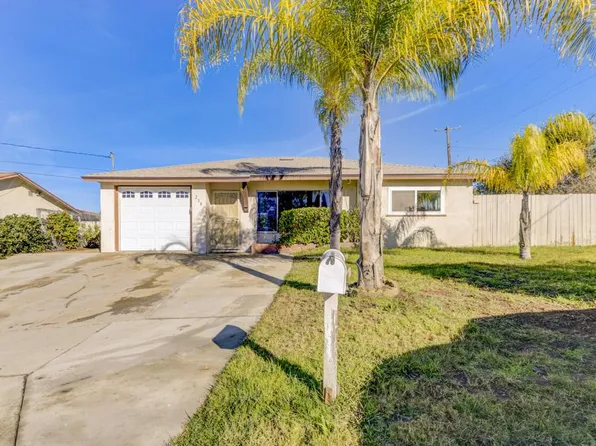 238 Cananea St, Vista, CA 92084