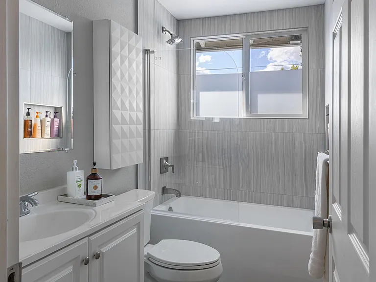 31121 Avenida El Mundo — Photo 10