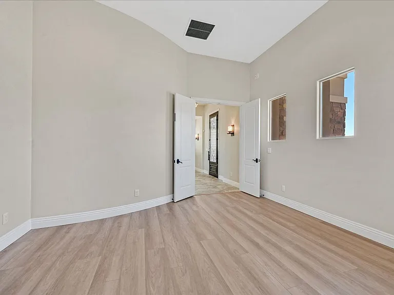 5790 Aspen Falls Cir — Photo 47