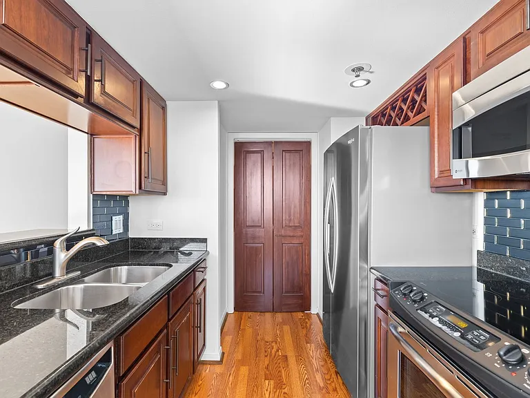 3525 Sage Rd #1616 — Photo 9