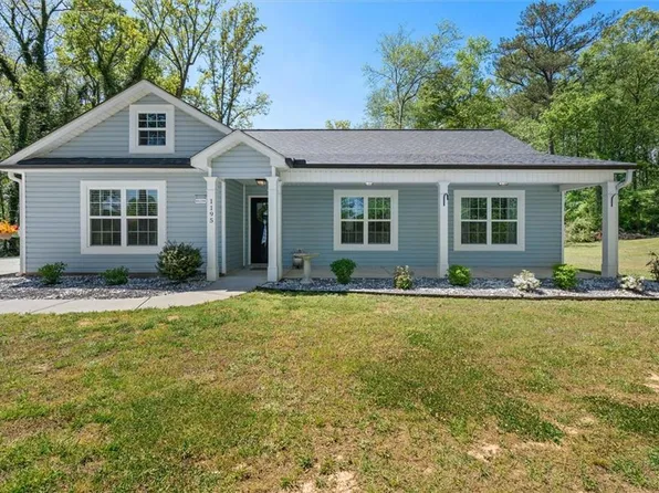 1195 Plowshare Rd, Carrollton, GA 30117