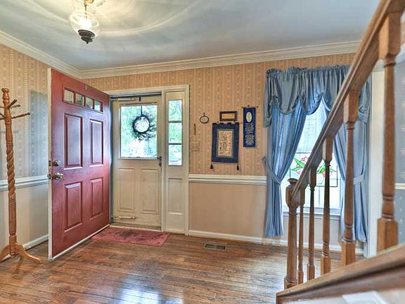 4th image of 13613 White Barn Ln