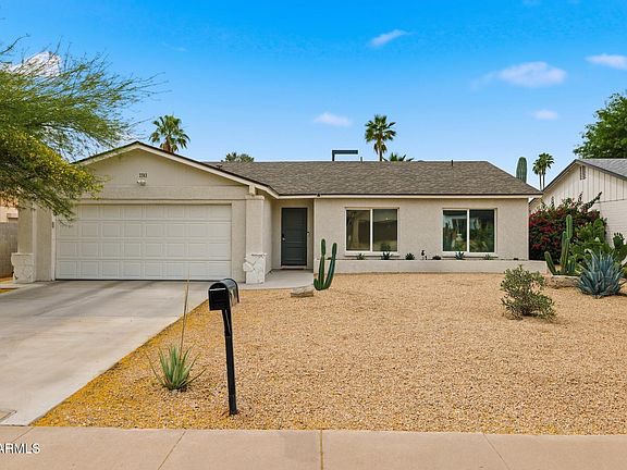 3rd image of 2743 E WINDROSE Drive