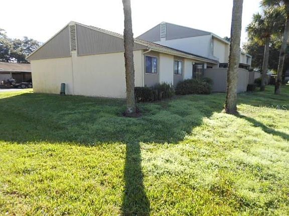 3rd image of 8712 Plum Ln #8712