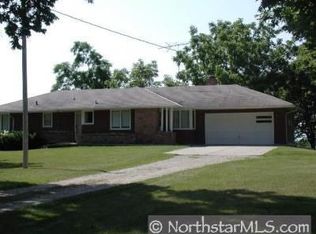 56413 850th Ave, Stewart, MN 55385