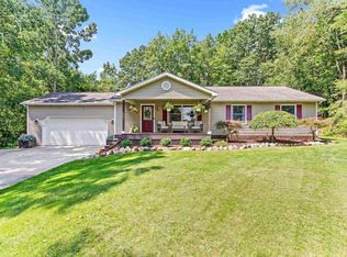 3855 Lake Lapeer Dr, Metamora, MI 48455