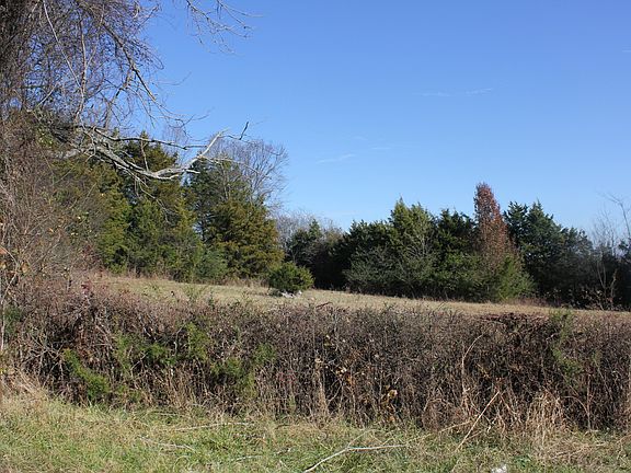 3rd image of 1792 Ewing Ln