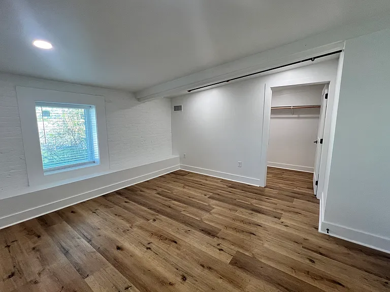 501 N Broad St #C — Photo 15