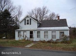 346 Cross Rd, Clarksburg, MA 01247