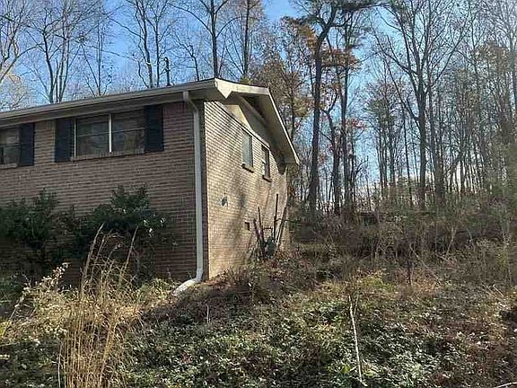 3rd image of 6198 Rocky Creek Dr