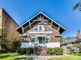 216 S Austin Blvd, Oak Park, IL 60304