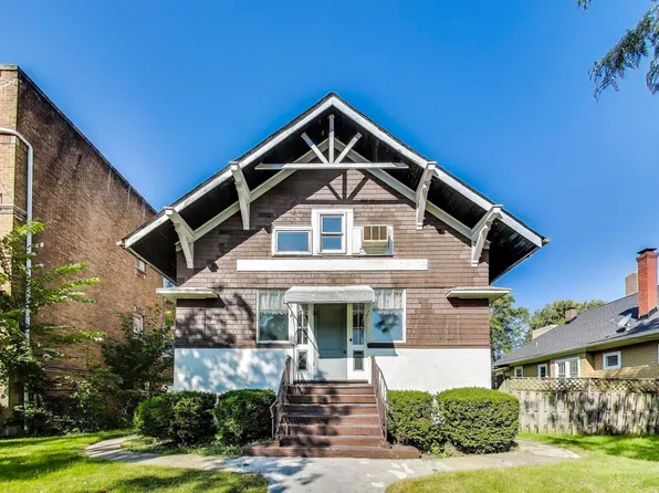 216 S Austin Blvd, Oak Park, IL 60304