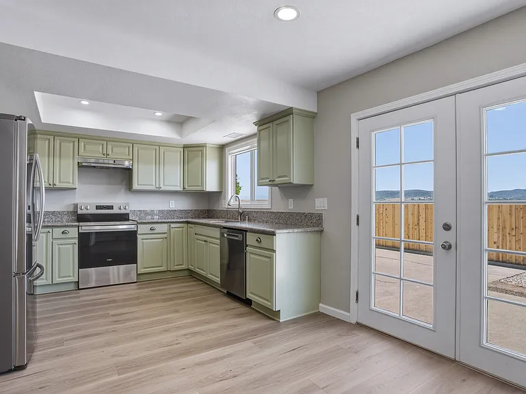 8313 Rumson Dr — Photo 12