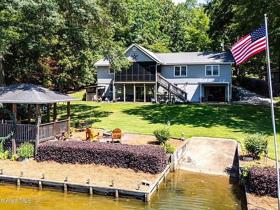 5th image of 60 Dogwood Cir