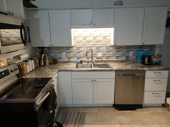 124 S Main St #3, Mount Pleasant, MI 48858