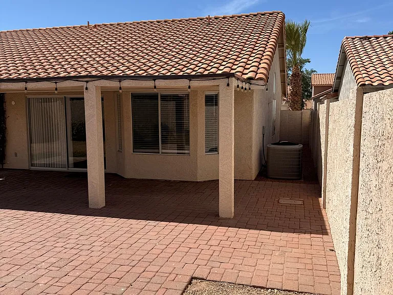 4556 E Charleston Ave — Photo 36