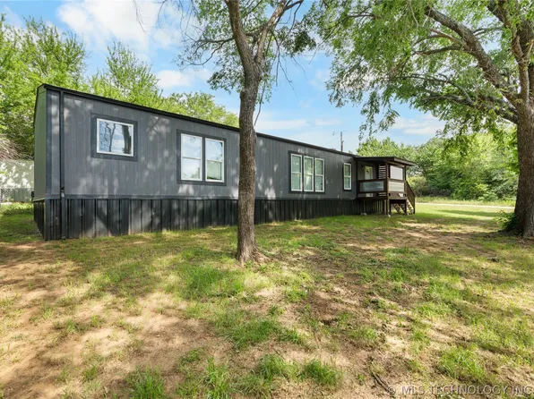 2109 Hawk Ln, Kingston, OK 73439