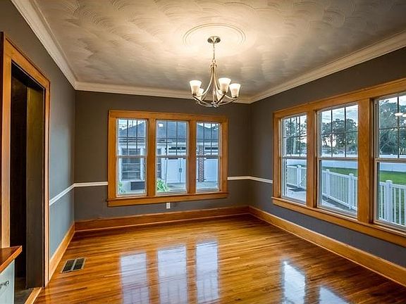 5th image of 1812 Bayou Grande Blvd NE