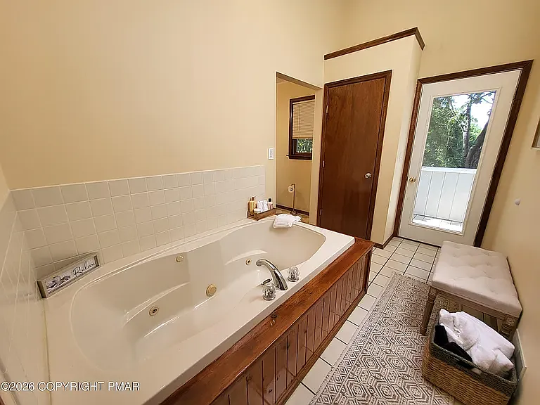 251 Dorchester Dr — Photo 10