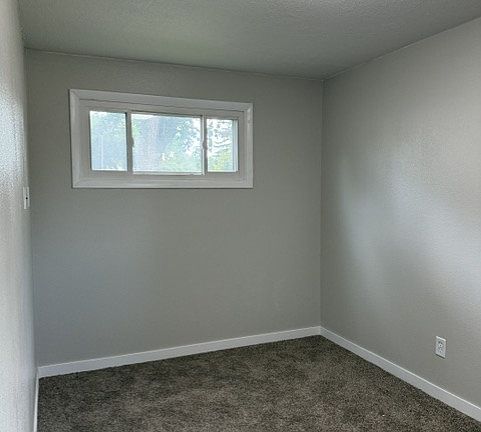 SE Bedroom