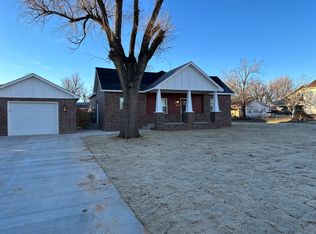 419 Walnut St, Woodward, OK 73801
