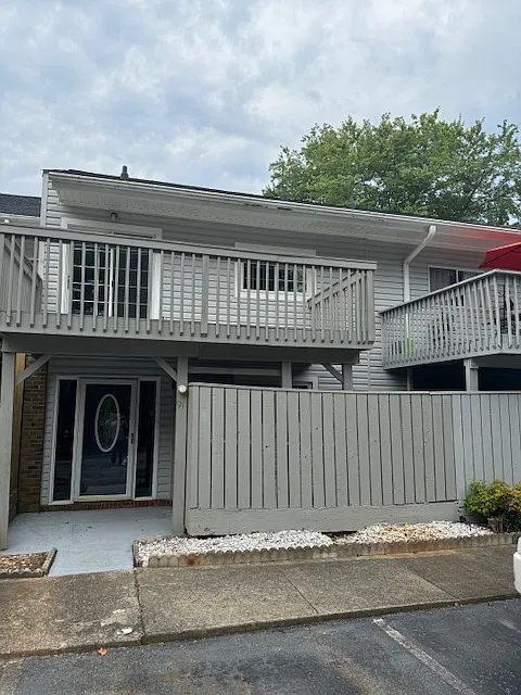 91 Topsail Ct