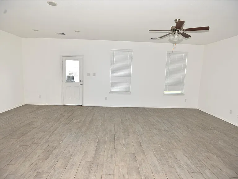 23006 Forebear Dr — Photo 19