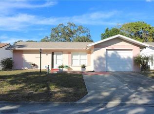 8035 Pequena Dr, Port Richey, FL 34668