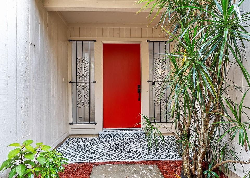 1st image of 8308 La Serena Dr