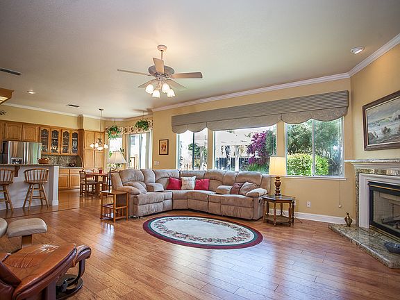 5th image of 1705 Varick Dr