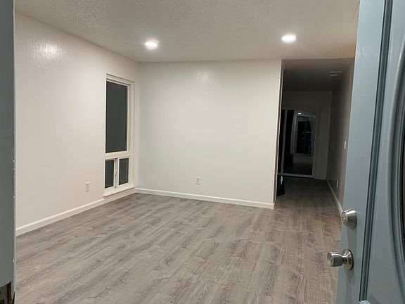 Living Room- Front Door Entrance