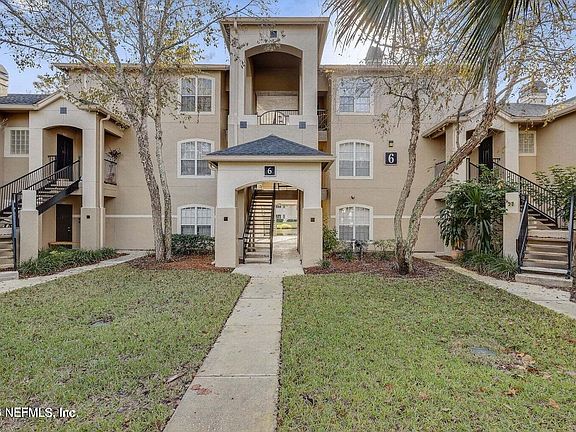 2nd image of 1701 The Greens Way APT 611