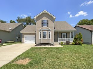 554 Falkland Cir, Clarksville, TN 37042