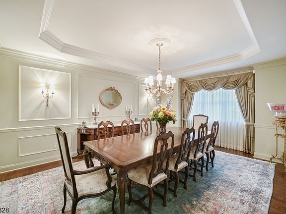 2nd image of 6 Lonergan Ln