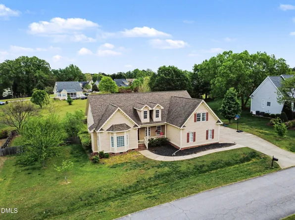 7209 Lace Leaf Way, Fuquay Varina, NC 27526