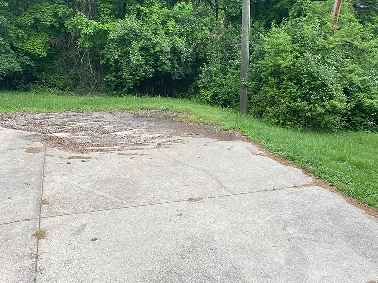 200-202 Rudolph Dr — Photo 15