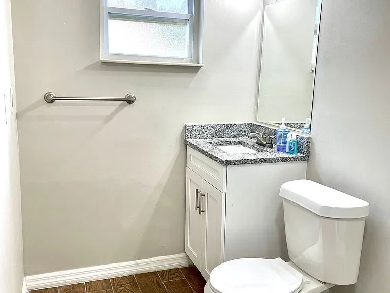 4418 Porpoise Dr — Photo 11